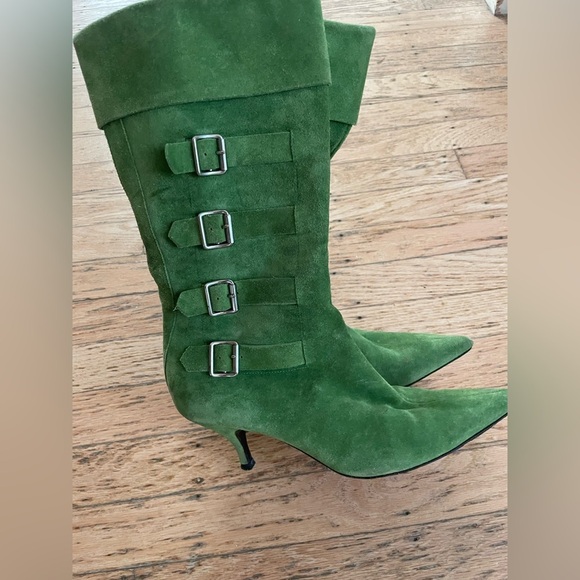Vero Cuoio vintage Italian suede Green Heeled Boots - Picture 2 of 11